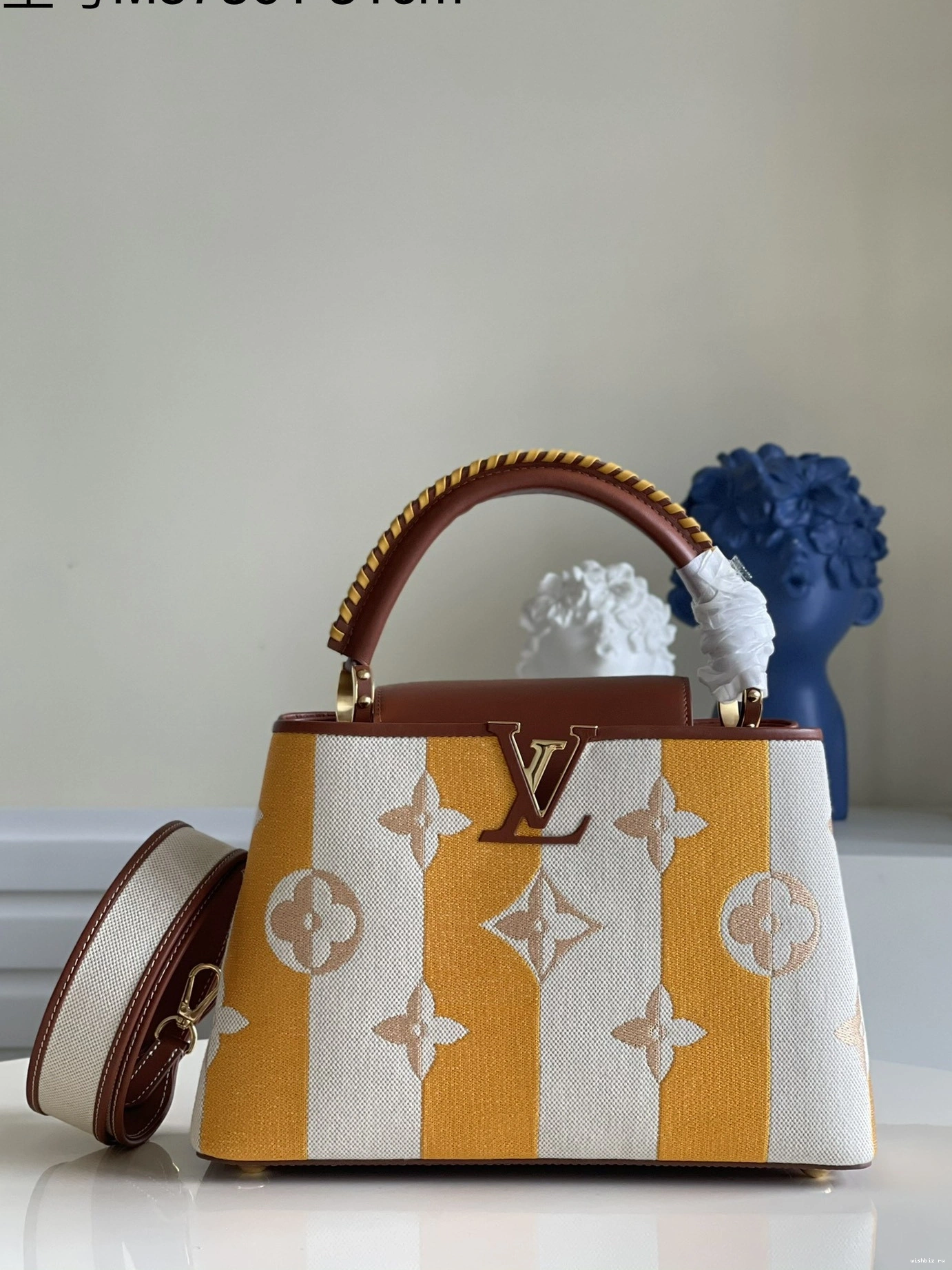 WIS MM VUITTON LOUIS CAPUCINES 0311